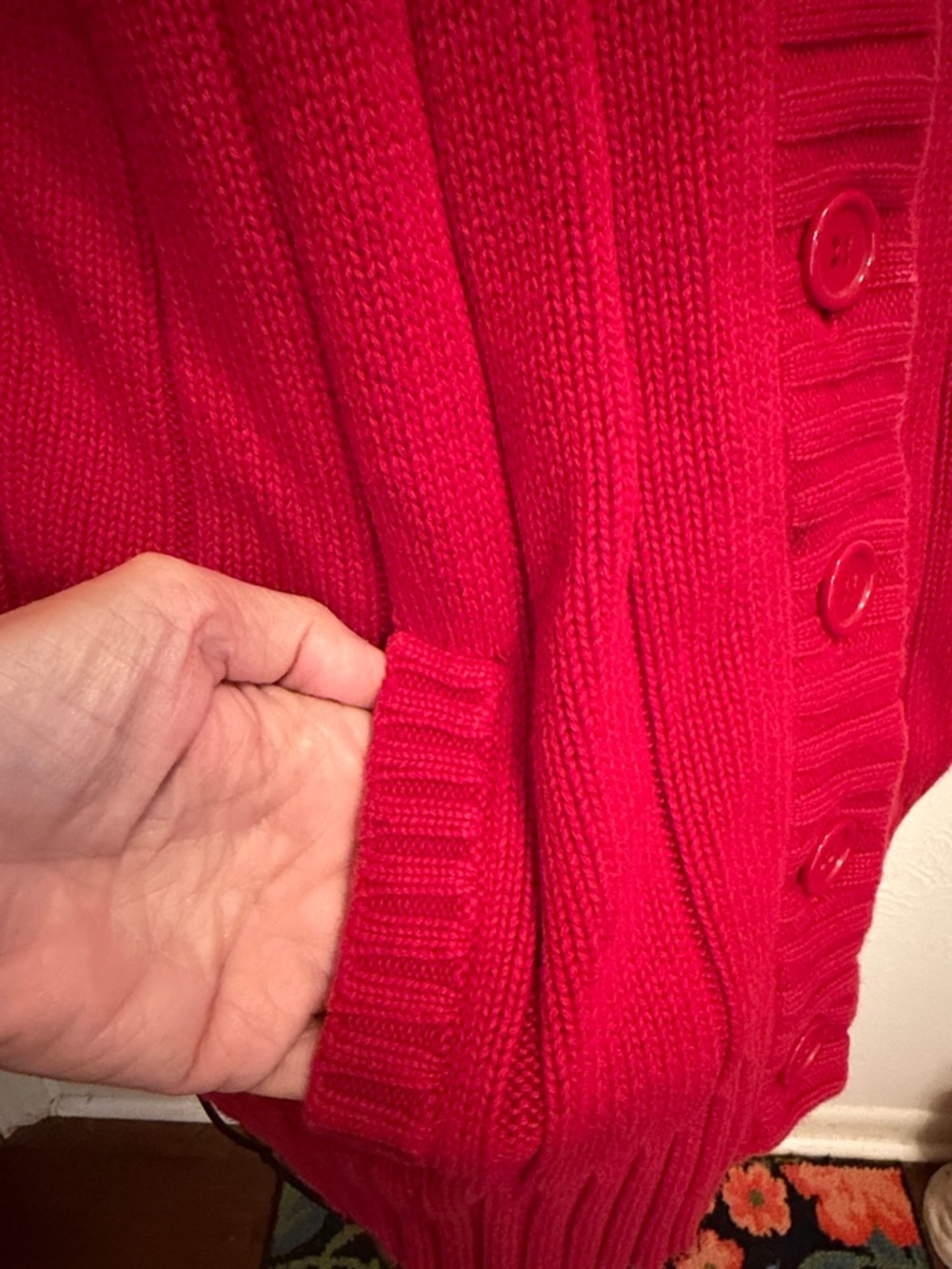 πππ3 for 12$πππKaren Scott Cable-Knit Button Front Sweater - Red Large - Picture 5 of 8